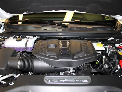 New 2025 Jeep Wagoneer L Series II image 50