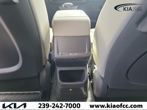 New 2027 Kia Seltos S FWD image 12