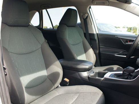 Used 2023 Toyota RAV4 XLE image 21