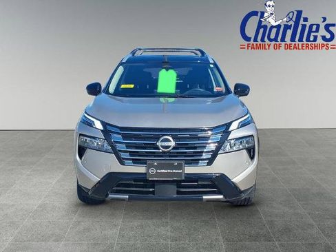 Certified 2025 Nissan Rogue Platinum AWD/4WD image 2