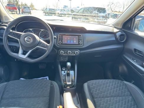 Used 2021 Nissan Kicks S image 21