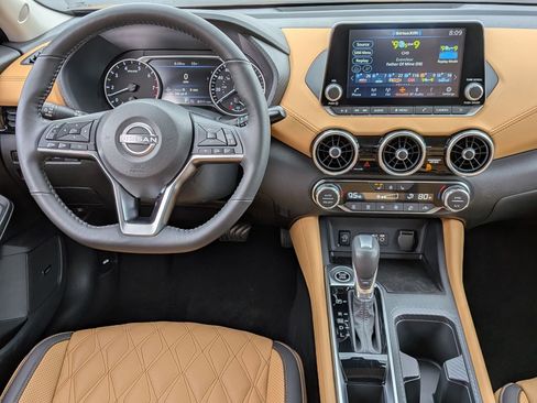 New 2025 Nissan Sentra SV w/ SV Premium Package image 5