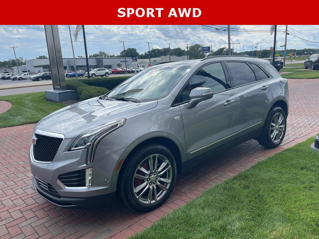 Used 2026 Cadillac XT5 Sportv w/ LPO, Floor Liner Package AWD/4WD image 1