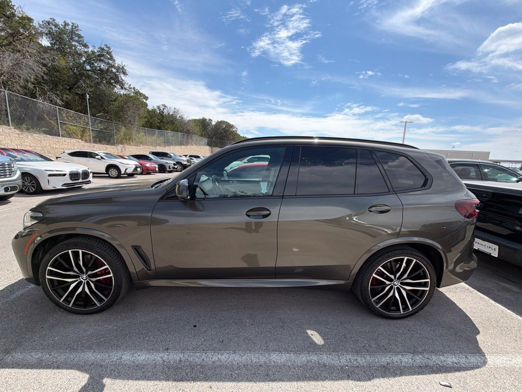 Certified 2023 BMW X5 xDrive40i w/ M Sport Package AWD/4WD image 4