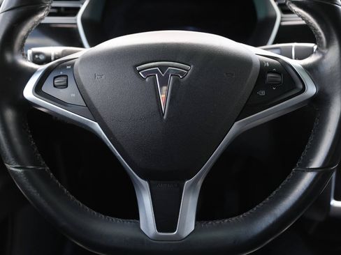 Used 2018 Tesla Model X 75D AWD/4WD image 18