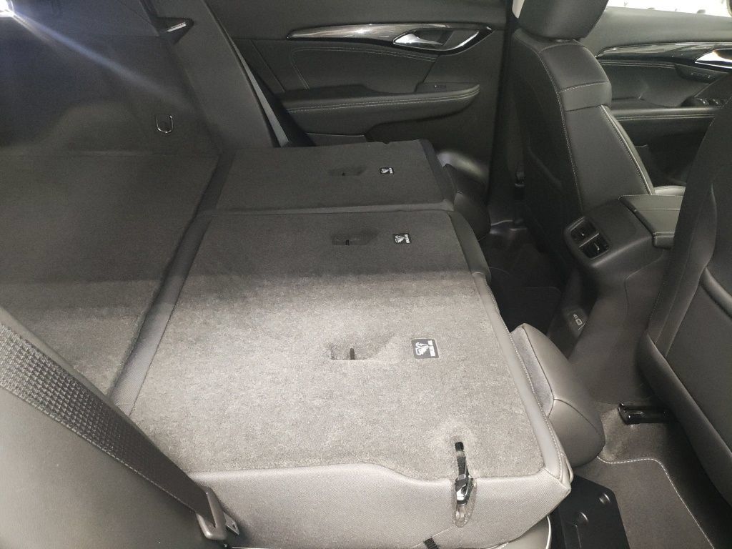 Certified 2023 Buick Envision Essence FWD image 12