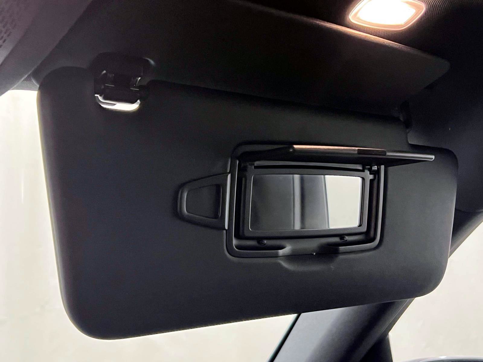 Used 2021 Mercedes-Benz GLE 350 4MATIC image 24