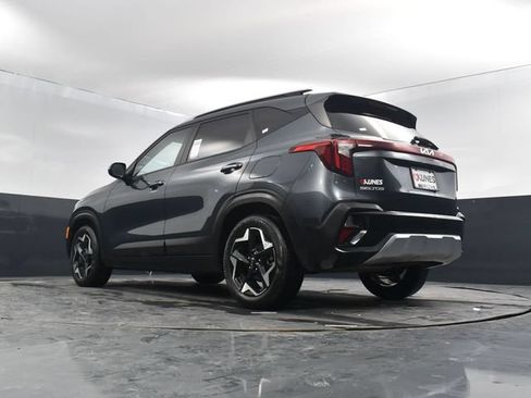 Used 2025 Kia Seltos S FWD image 47
