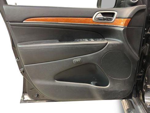 Used 2012 Jeep Grand Cherokee Overland image 13