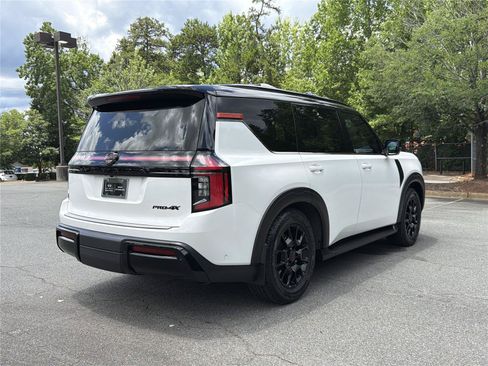 Used 2025 Nissan Armada PRO-4X AWD/4WD image 27