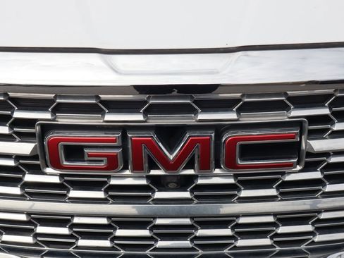 Used 2023 GMC Terrain Denali w/ Denali Premium Package AWD/4WD image 44