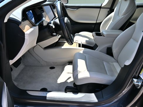 Used 2018 Tesla Model S 75D AWD/4WD image 18