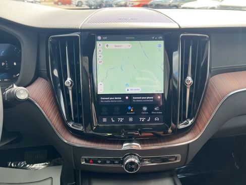 Certified 2025 Volvo XC60 B5 Ultra AWD/4WD image 35