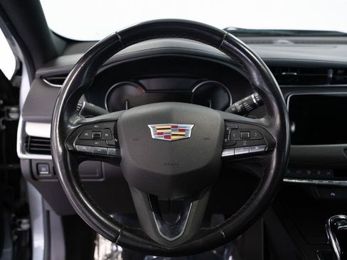 Used 2023 Cadillac XT4 Premium Luxury AWD/4WD image 12
