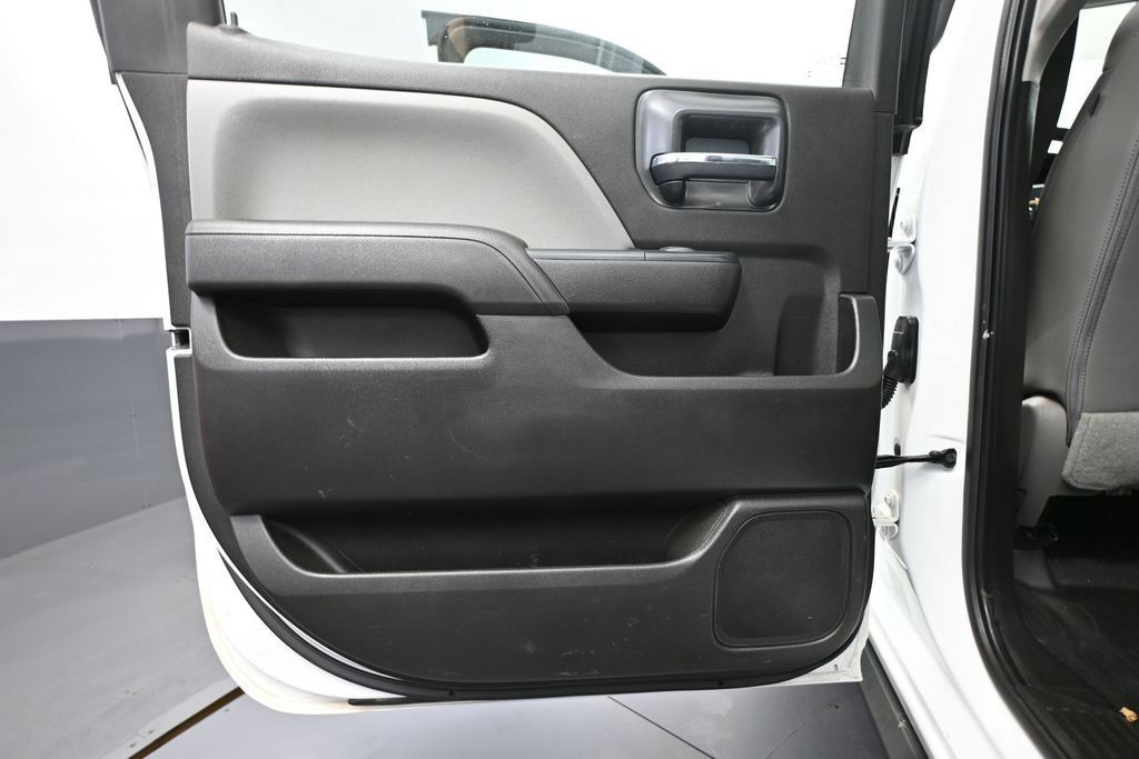 Used 2018 Chevrolet Silverado 2500 W/T RWD image 25