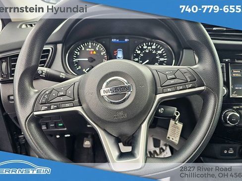 Used 2021 Nissan Rogue Sport S image 11