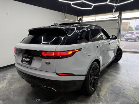 Used 2019 Land Rover Range Rover Velar R-Dynamic SE AWD/4WD image 5