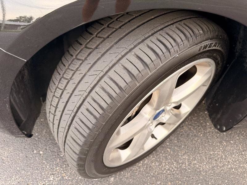 Used 2013 Ford Fusion SE FWD image 10
