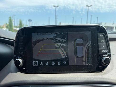 Used 2020 Hyundai Santa Fe Limited FWD image 19