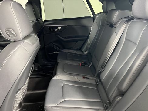 Used 2019 Audi Q8 Prestige w/ Interior Protection Package AWD/4WD image 20