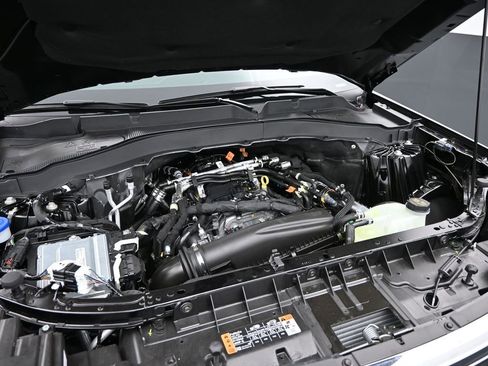 New 2025 Ford Explorer Active w/ Active Comfort Package image 10