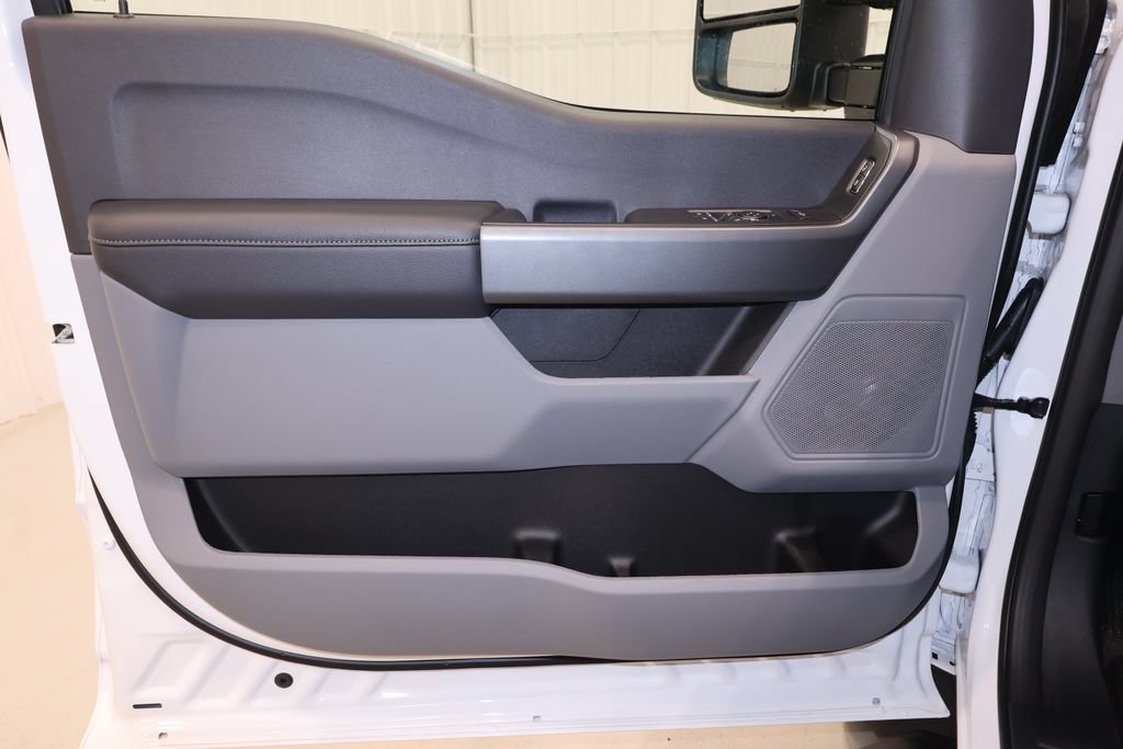 New 2026 Ford F600 4x4 Regular Cab Super Duty w/ XLT Value Package image 10