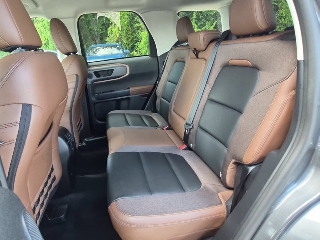 Used 2025 Ford Bronco Sport Outer Banks w/ Outer Banks Tech Package+ AWD/4WD image 25