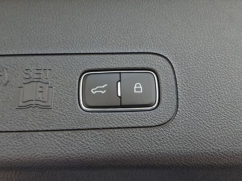Used 2025 Lincoln Aviator Black Label AWD/4WD image 30