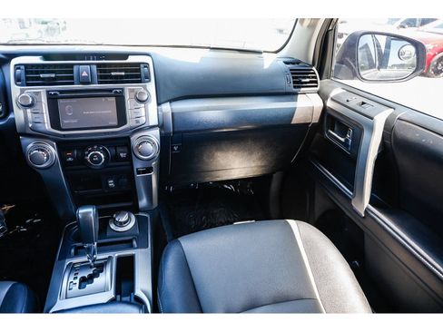 Used 2018 Toyota 4Runner SR5 Premium AWD/4WD image 16