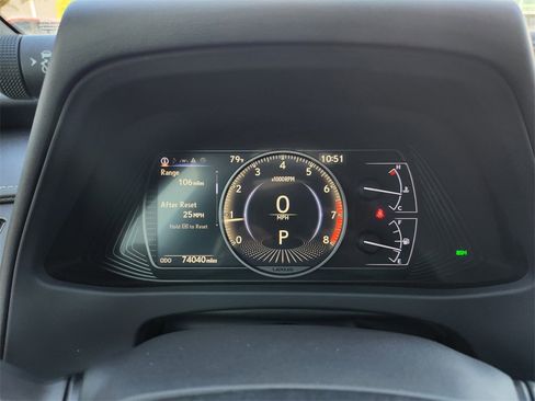 Used 2019 Lexus UX 200 image 15