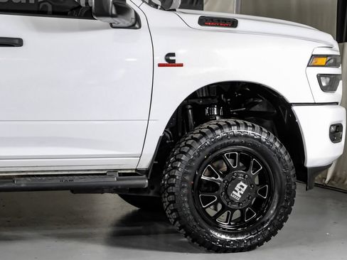 Used 2025 RAM 3500 Tradesman AWD/4WD image 8