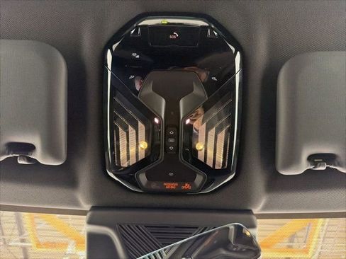 Used 2025 BMW X3 xDrive30i w/ Convenience Package image 27