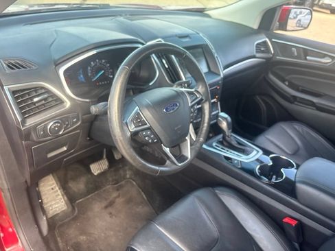 Used 2015 Ford Edge Titanium w/ Equipment Group 301A AWD/4WD image 18