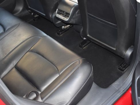 Used 2019 Tesla Model 3 Standard Range Plus RWD image 10