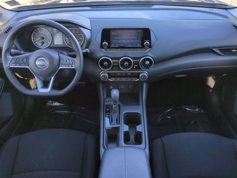 Certified 2023 Nissan Sentra S image 14