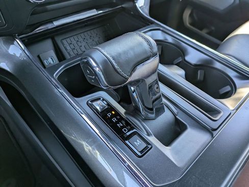 Used 2023 Ford F150 Lariat w/ Equipment Group 502A High image 12