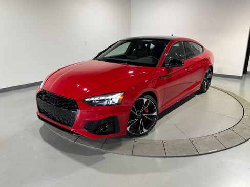 Used 2024 Audi S5 Premium Plus w/ Premium Plus Package AWD/4WD image 3