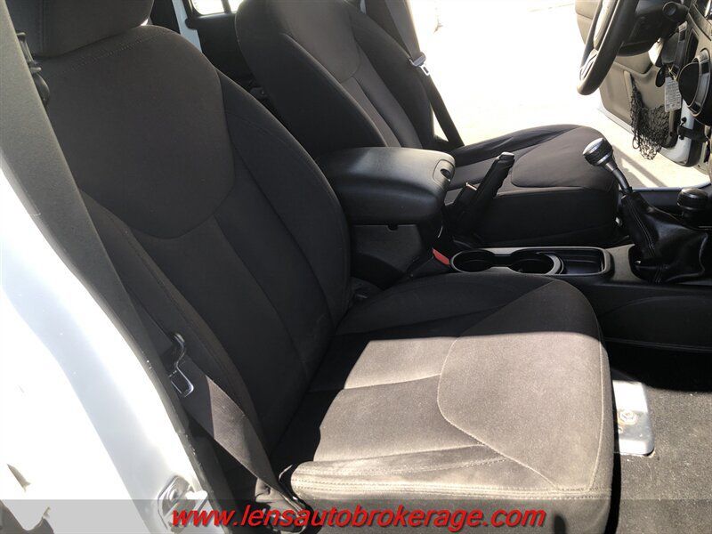 Used 2014 Jeep Wrangler Unlimited Sport AWD/4WD image 24