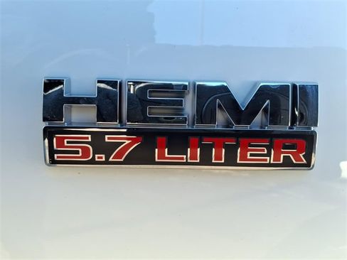 Certified 2019 RAM 1500 Classic SLT image 10