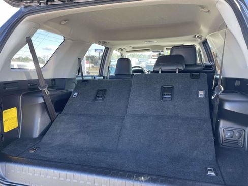 Used 2016 Toyota 4Runner Limited image 8