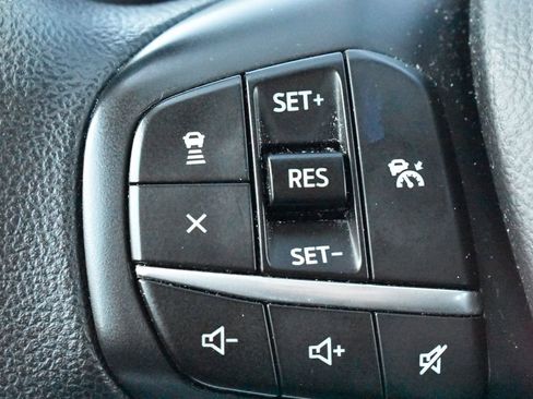 Used 2020 Ford Escape SE FWD image 14