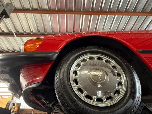Used 1989 Mercedes-Benz 560 SL image 66