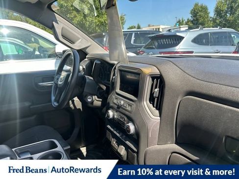Used 2022 GMC Sierra 1500 Pro w/ Sierra Value Package AWD/4WD image 9