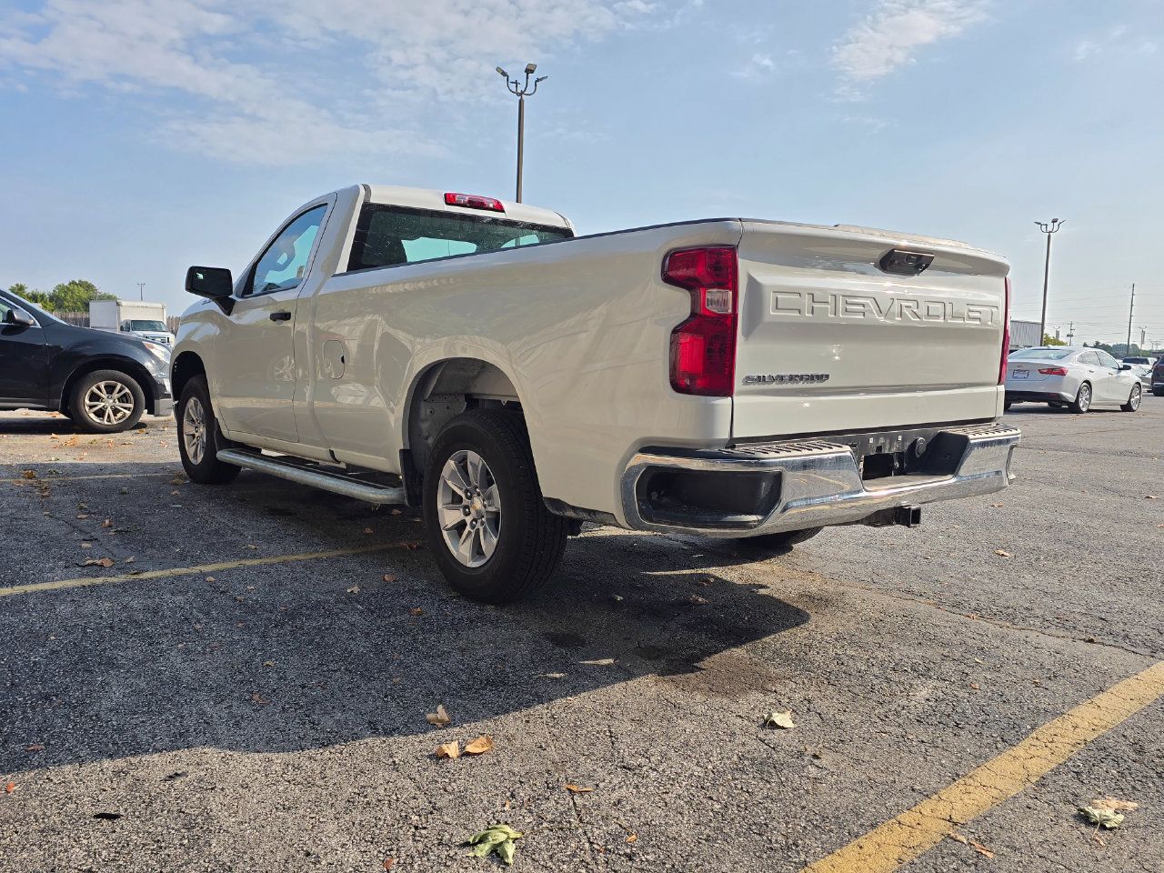 Used 2025 Chevrolet Silverado 1500 W/T RWD image 4