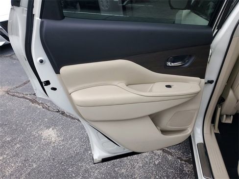 Used 2019 Nissan Murano Platinum image 30