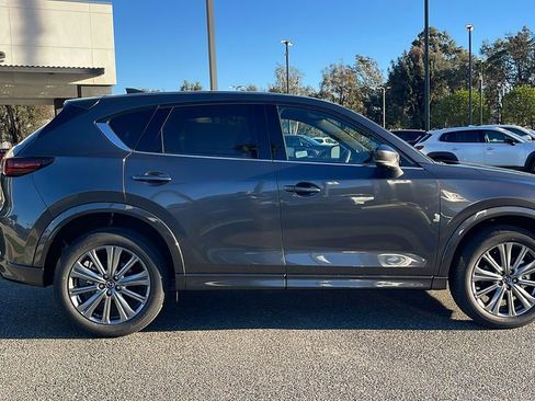 New 2025 MAZDA CX-5 Signature image 11