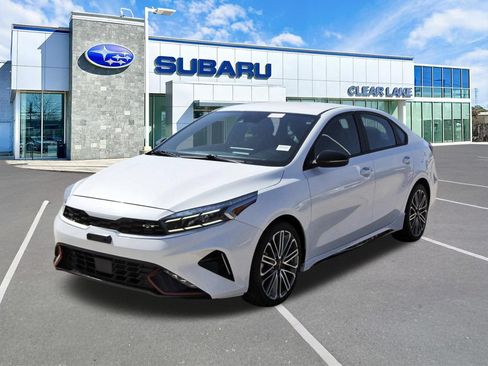 Used 2023 Kia Forte GT FWD image 3