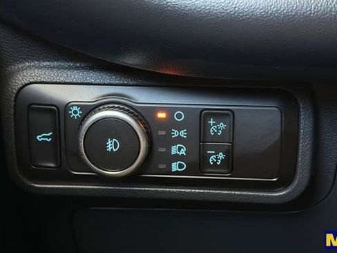 Used 2025 Ford Explorer ST-Line w/ ST-Line Street Pack AWD/4WD image 35