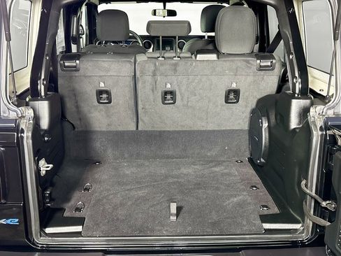 Used 2023 Jeep Wrangler Unlimited AWD/4WD image 20