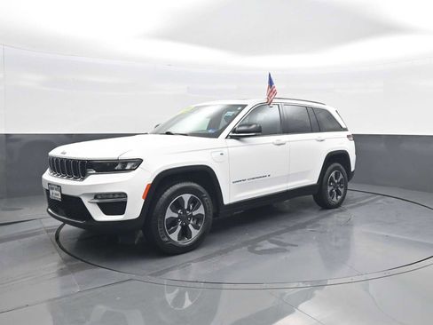 Used 2024 Jeep Grand Cherokee Limited 4xe AWD/4WD image 4